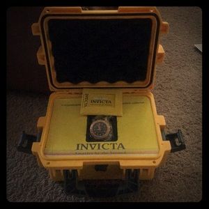 Invicta pro diver watch.  (47mm)
